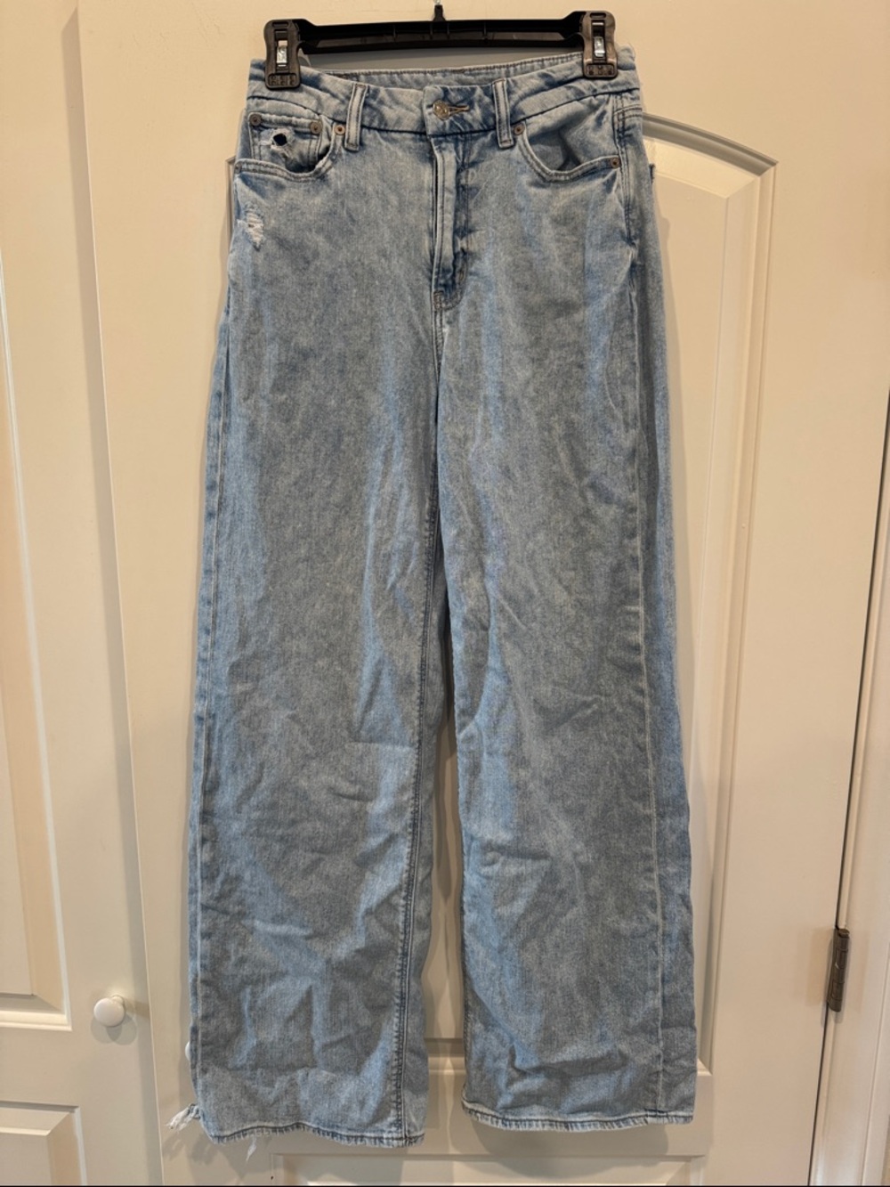 AE wide leg jeans